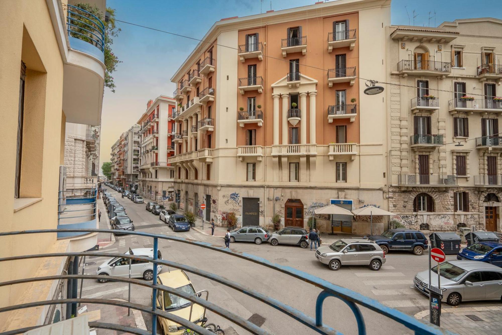Zaum House, Quartiere Umbertino. 120 Mq Apartment Bari Luaran gambar